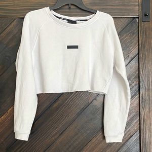 Alphalete Cropped Women’s Sweatshirt